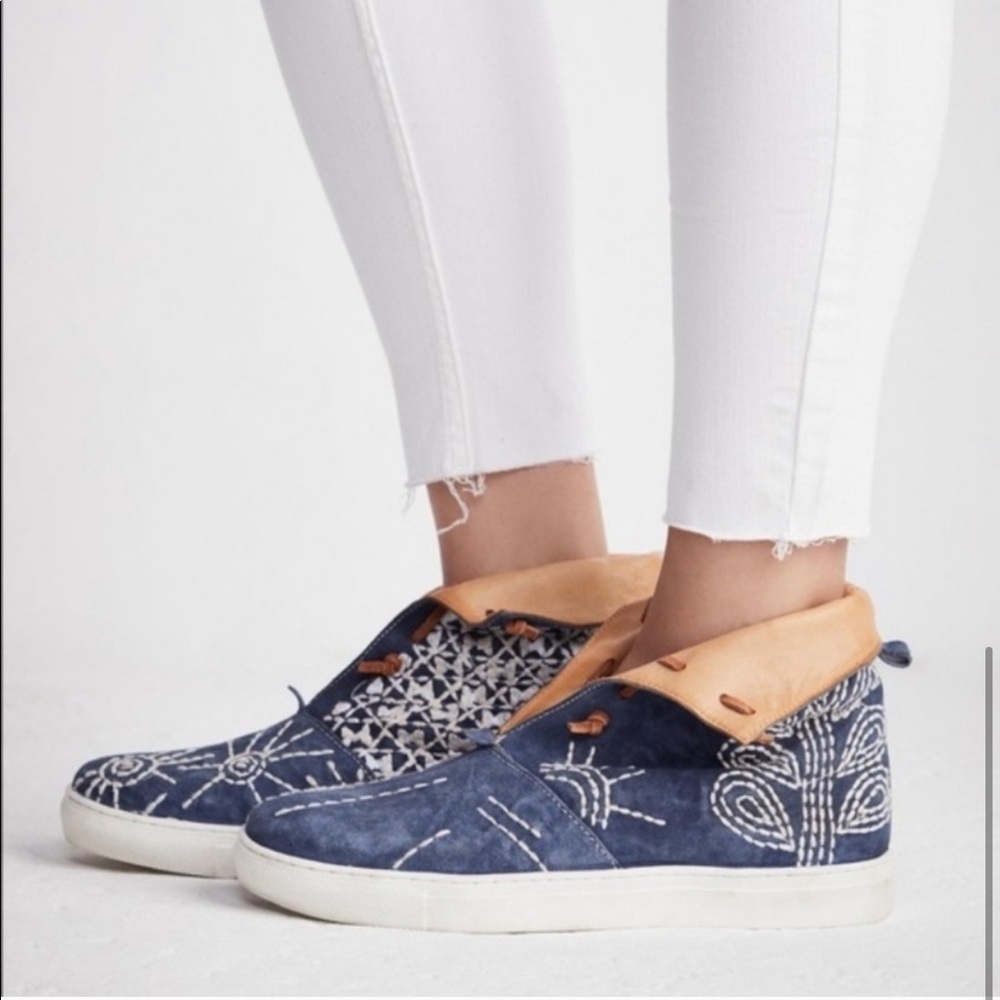 FREE PEOPLE | Boho Blue Embroidered Sneakers